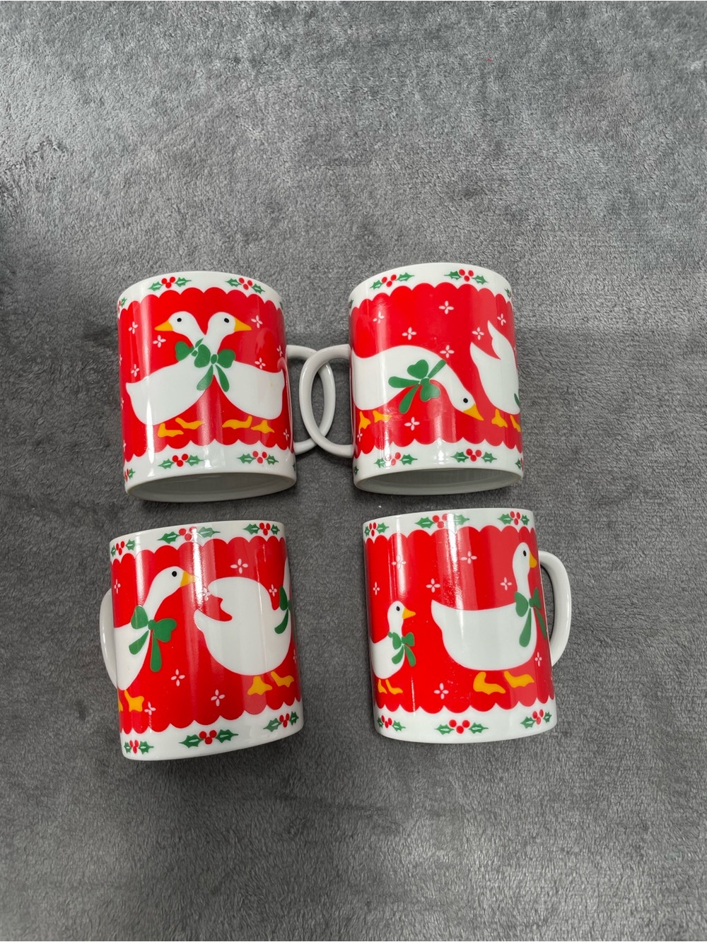 Vintage Christmas Goose Porcelain Mug Set of 4 80s Cottagecore Holiday Red Japan